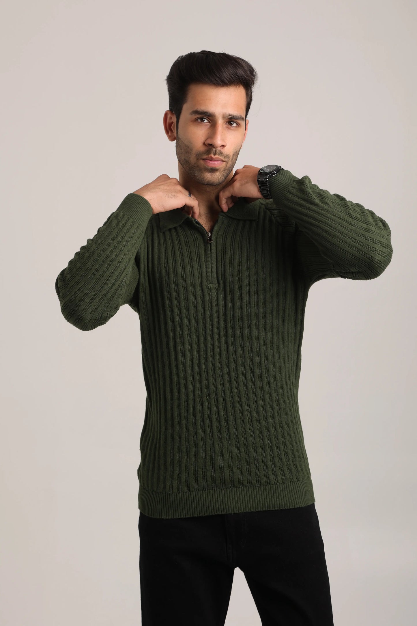 Full Sleeves Zipper Collar Knitted T-Shirt for Men
