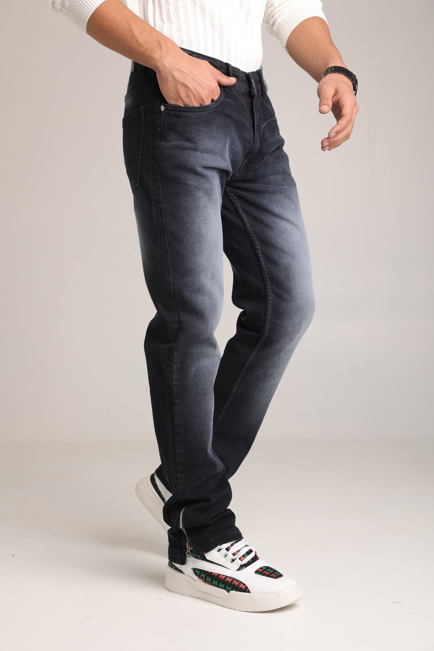Men’s Straight Fit Jeans – Classic Comfort Denim