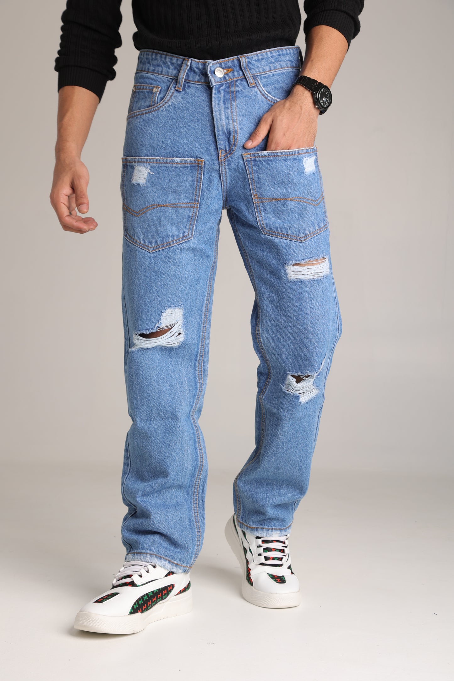 Men's Light Wash Baggy Cargo Jeans