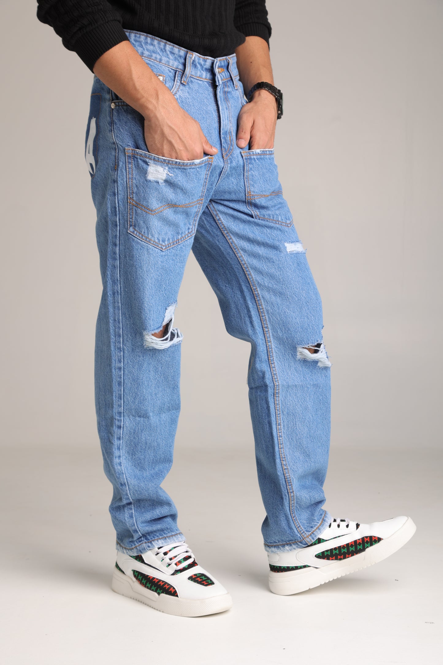 Men's Light Wash Baggy Cargo Jeans